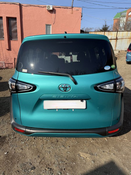 Toyota Sienta