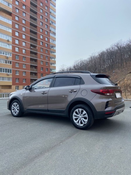 Kia Rio X LINE