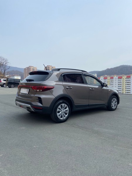 Kia Rio X LINE