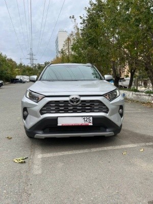 Toyota  Rav4